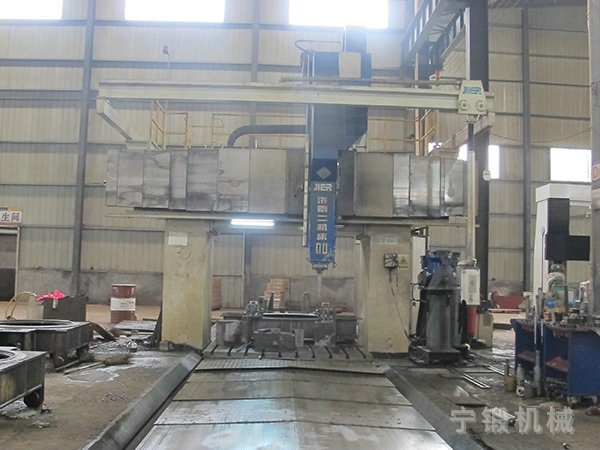 6米（mǐ）數控龍門銑